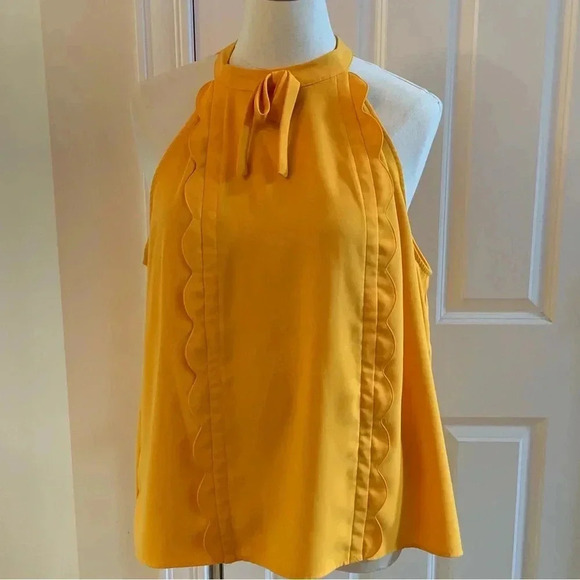Victoria Beckham X Target Plus Sz 3X Women’s Scallop Top Marigold Yellow Blouse - Picture 2 of 9